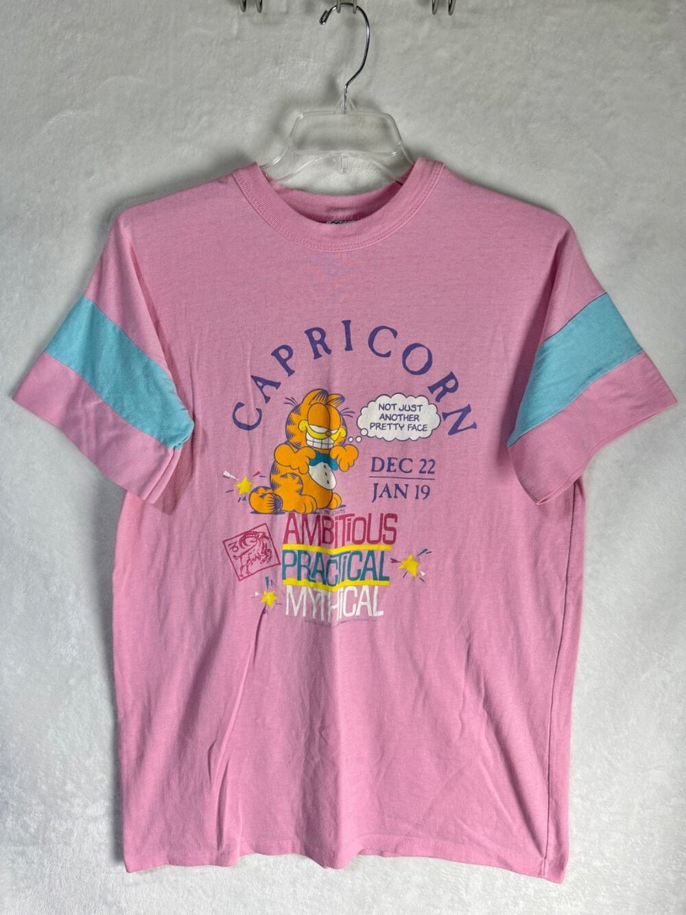 Vintage 1978 Garfield Capricorn Ambitious Mythical Pink Oversized Sleep Shirt